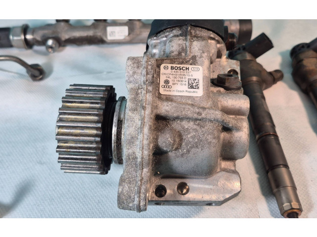 Vstřikovač 04L130755D, 0445010537   Skoda Octavia Mk3 (5E)    CKF 