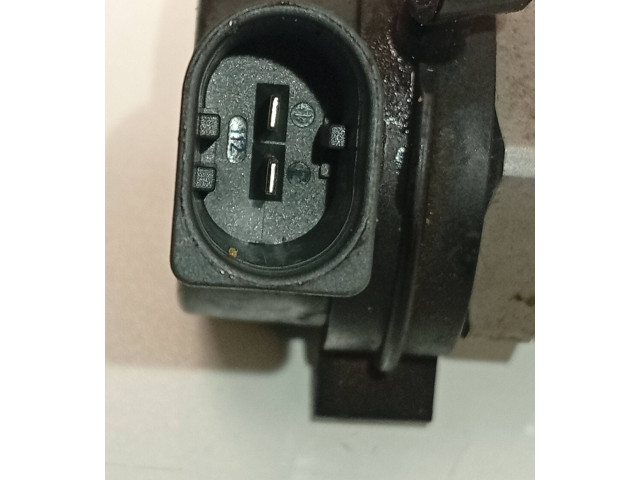 Vstřikovací lišta 059130090AH, 057130764H   Audi A5 8T 8F    CGKA 