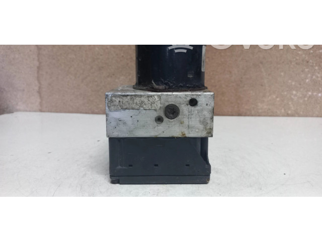 Jednotka ABS 9496942   Volvo V70 2005