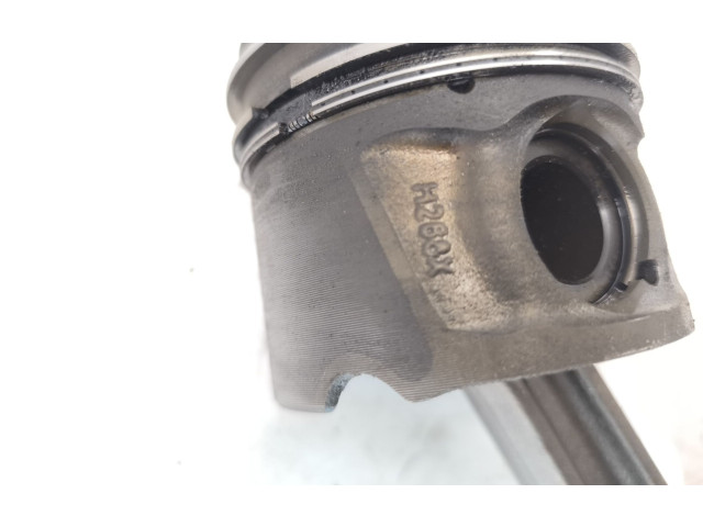 Píst H268X   Peugeot 607    UHZ 