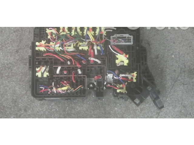 Блок предохранителей 91335-H8380FOR   KIA Stonic    