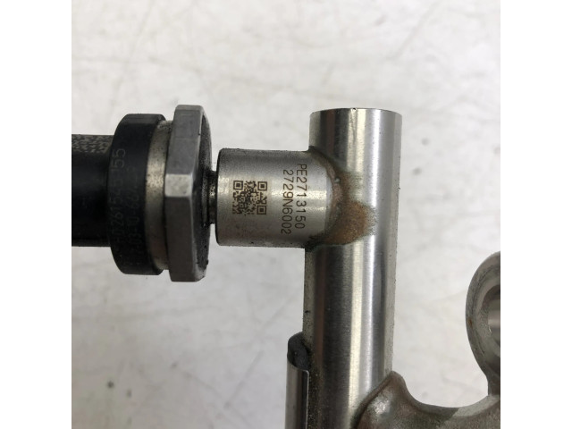 Vstřikovací lišta PE2713150, 261545155   Mazda CX-5 II  pro benzínový motor 2.0  