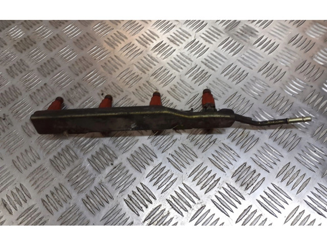 Vstřikovač 0280155940   Nissan Almera N16     
