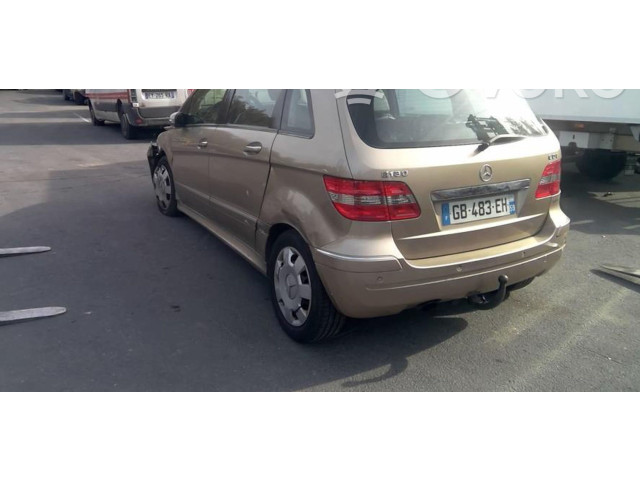 Přístrojová deska  Mercedes-Benz B W245 2006 1694403911  