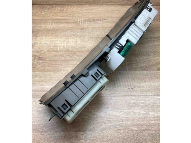 Přístrojová deska  Opel Vectra B 1996 24422399TC, 110008940  