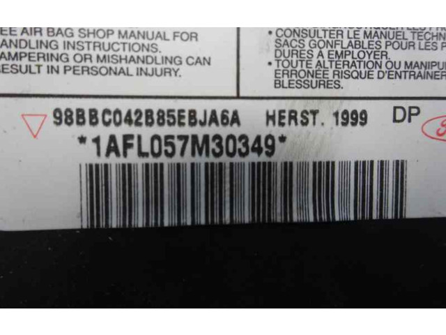Подушка безопасности водителя 98BBC042B85EBJA6A   Ford Cougar