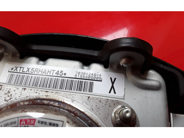 Подушка безопасности водителя 7030A249XA, 618580900B   Mitsubishi Pajero