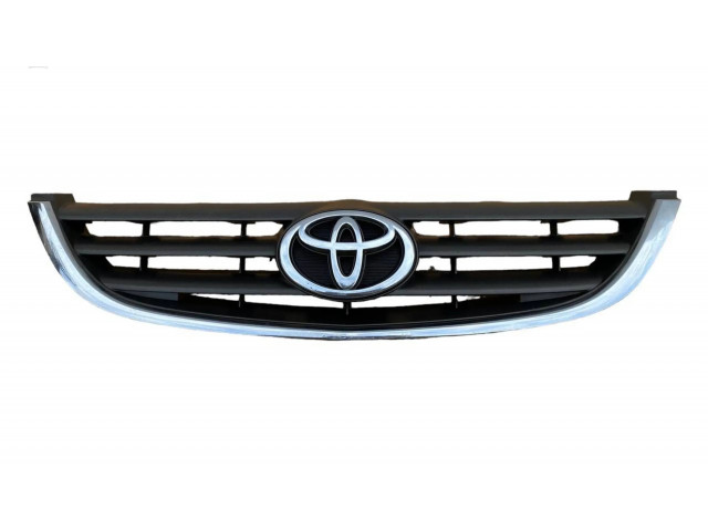 Передняя решётка Toyota Avensis T220 2000-2003 года 5311405050A      