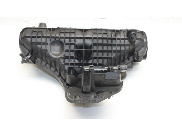 Форсунка 1712037054    Toyota Prius+ (ZVW40)  2ZR-FXE 