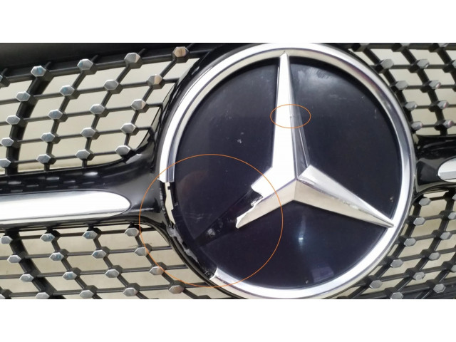 Передняя решётка Mercedes-Benz CLA C118 X118 2019- года A1188880000      