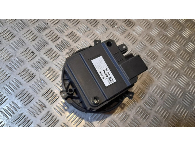 Вентилятор печки    4M1820021   Audi A4 S4 B9