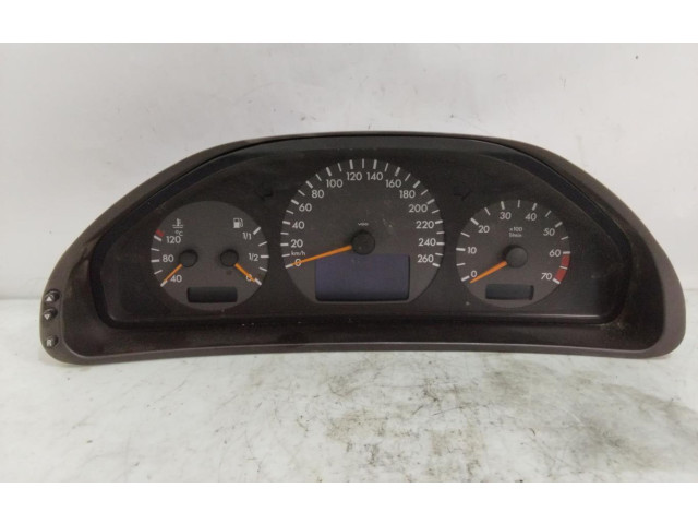 Přístrojová deska  Mercedes-Benz E W210 1995 A2105400811  