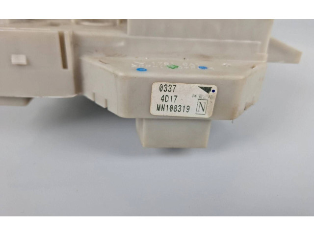 Блок предохранителей  MN108319   Mitsubishi Colt    