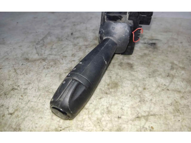 Переключатель дворников 681722712R   Renault Sandero I