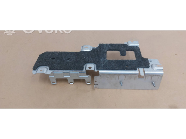 Блок предохранителей FK7214C445AD, FK7214C445   Land Rover Discovery Sport    