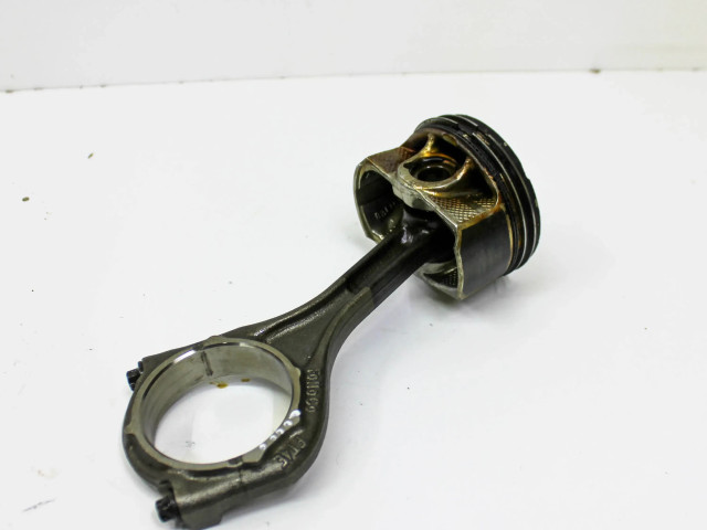 Píst FT4E   Ford F150  pro benzínový motor 2.7  