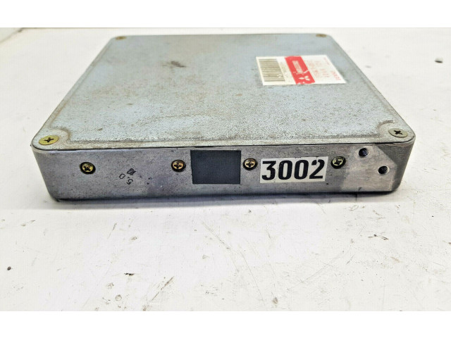 Řídící jednotka 1758000512, nr1466   Mitsubishi Galant 1997