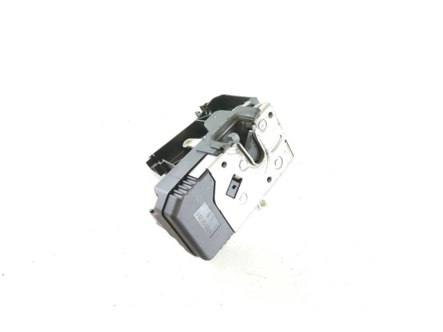 Замок багажника 91166224, 8200008469    Renault Trafic II (X83) 2002 - 2014 года