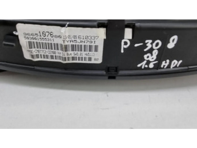 Přístrojová deska  Peugeot 308 2008 9665107680  