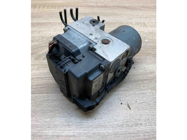 Jednotka ABS 0273004573, 3B0614111   Skoda Superb B5 (3U) 2001