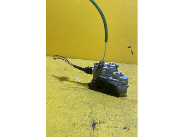 Замок багажника 4F083901, RZ3R1P2K4    Audi A3 S3 8P 2003 - 2012 года