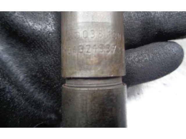 Vstřikovač 038130201G, 0432193733   Skoda Octavia Mk1 (1U)    AGR 