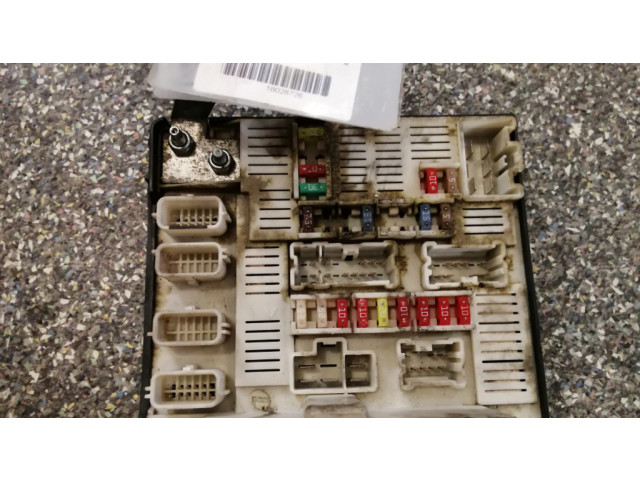   Pojistková skříňka 8200481866, 5191580A8   Renault Megane II 2006
