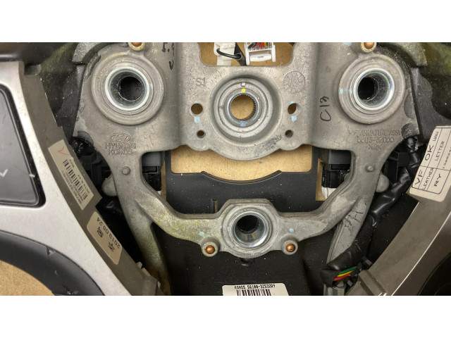 Volant Hyundai i40 2013 561133Z000, 569003Z100RY  