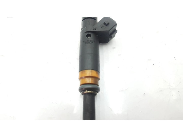 Vstřikovač 13537506924, 7506924   BMW 1 E81 E87  pro benzínový motor 4.4  