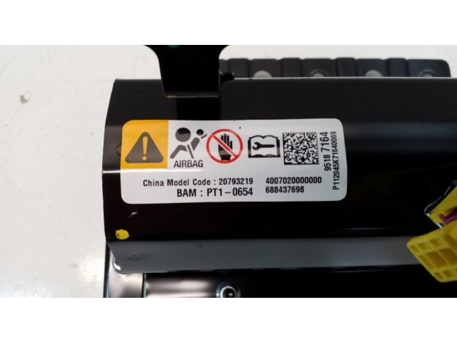 Подушка безопасности пассажира 20793219   Opel Antara