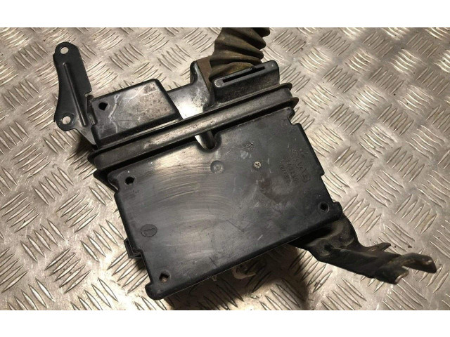 Блок предохранителей  5243290   Saab 9-5    