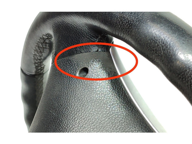 Volant BMW 3 E92 E93 2009 6769895-01, DEFEITO  