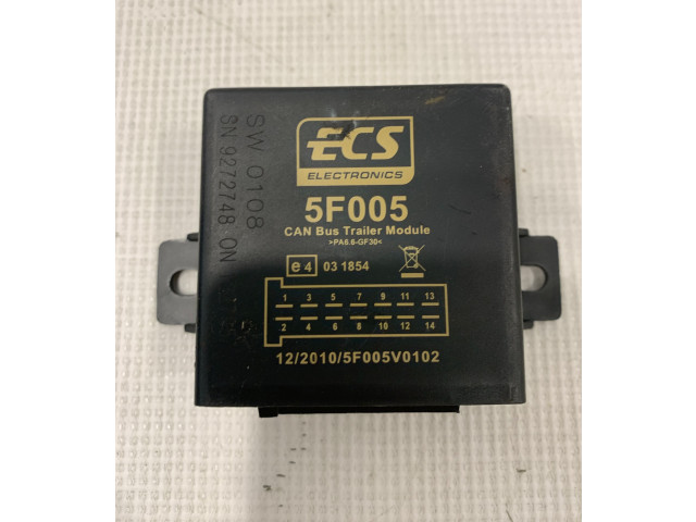 Блок управления E4031854, 5F005   Citroen C3 Picasso