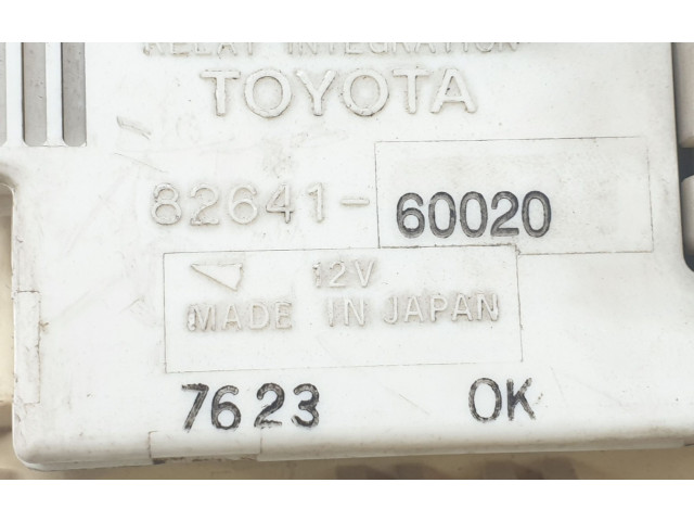 Блок предохранителей 8264160020, 8273160020   Toyota Land Cruiser (HDJ90)    