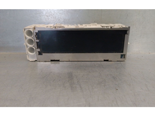 Дисплей    280348813R   Renault Fluence