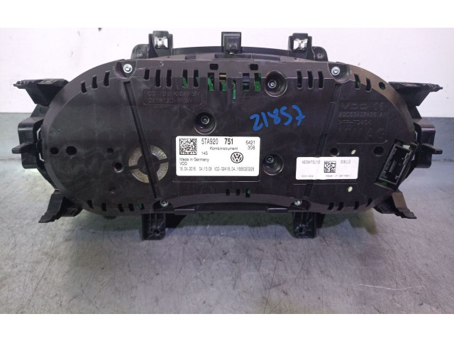 Панель приборов 5TA920751, 5TA920751   Volkswagen Touran III       