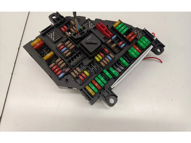 Блок предохранителей 9264923   BMW 6 F06 Gran coupe    