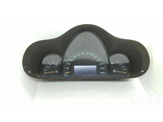 Přístrojová deska  Mercedes-Benz C W203 2003 A2035404511  