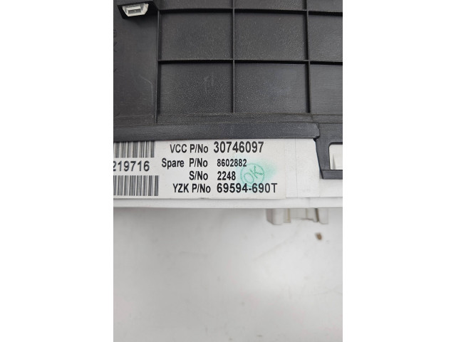 Přístrojová deska  Volvo S60 2007 30746097, 8602882  