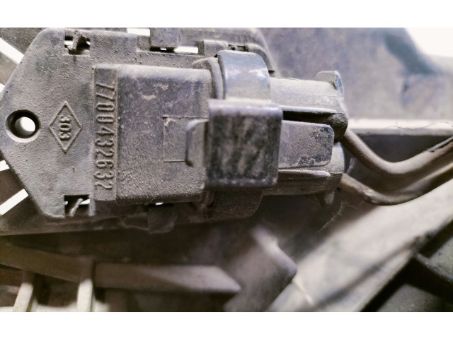 Вентилятор радиатора     8200151465, 77004326325020232    Renault Scenic RX 