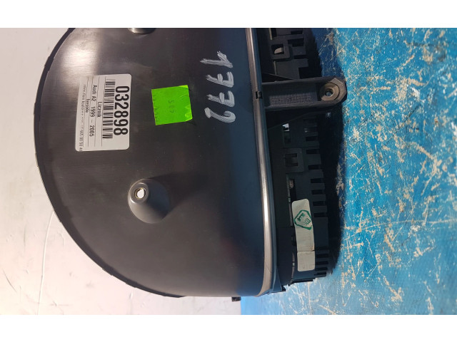Přístrojová deska  Audi A2 2001 81117994, 81117994  