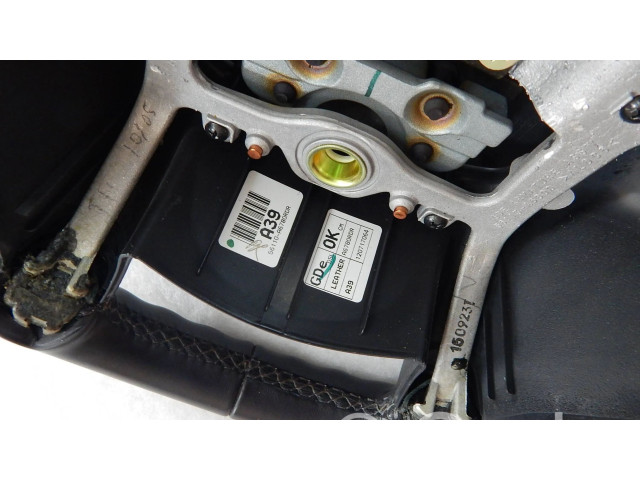 Volant Hyundai i30 2012   