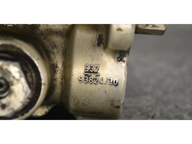 Jednotka ABS 9379382430   BMW 3 E30 1991