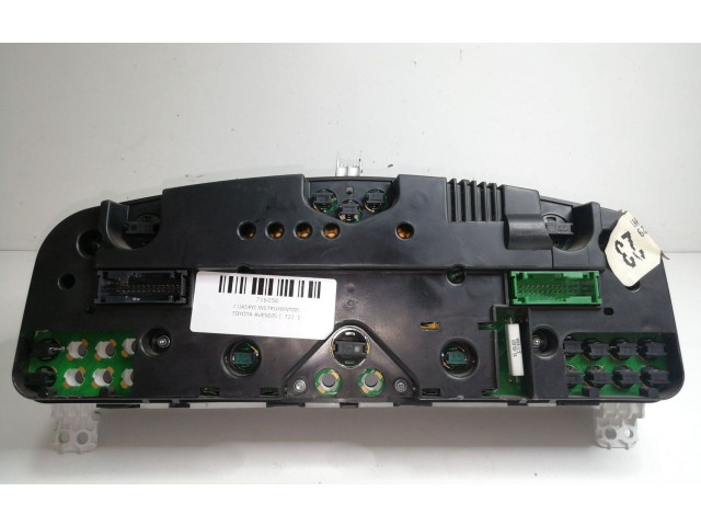 Přístrojová deska  Toyota Avensis T220 2000 VDO, 2.CONECTORES  