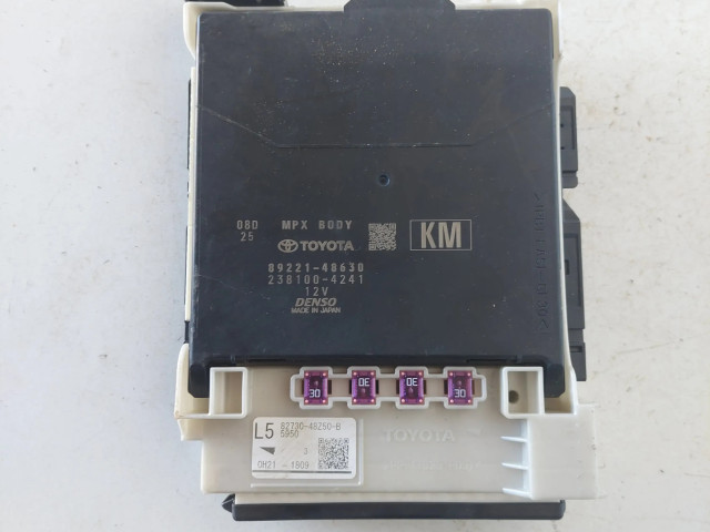 Блок комфорта 8922148630, 2381004241   Lexus RX 450H   