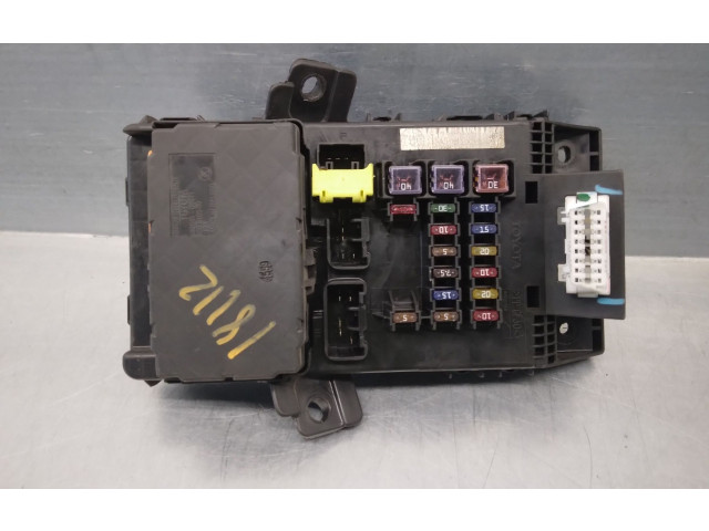 Модуль управления BSM 8264105011   Toyota Avensis T220    