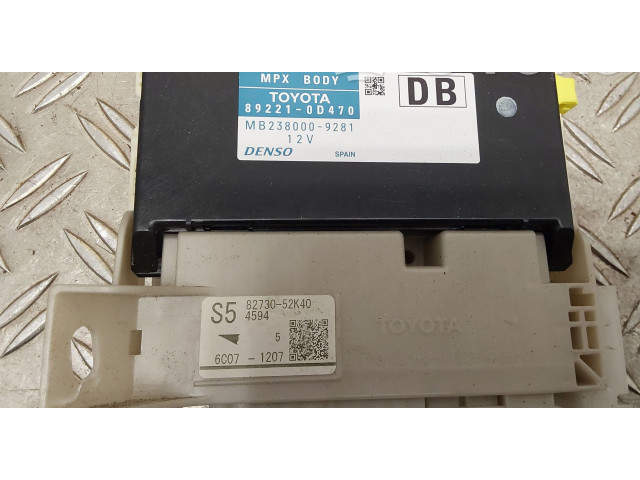   Pojistková skříňka 892210D470, 8273052K40   Toyota Yaris 2016