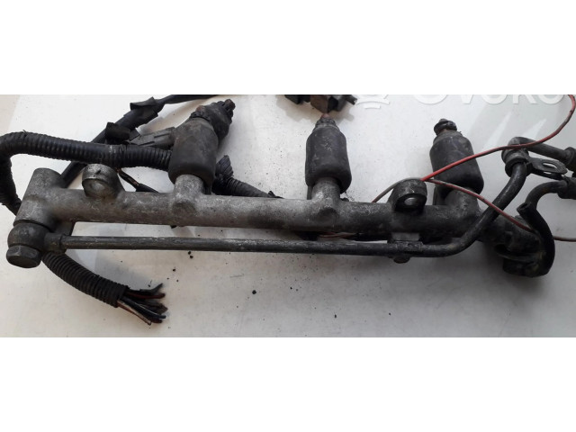 Топливная рампа INP480, INP-480   Mazda 626 1.9 