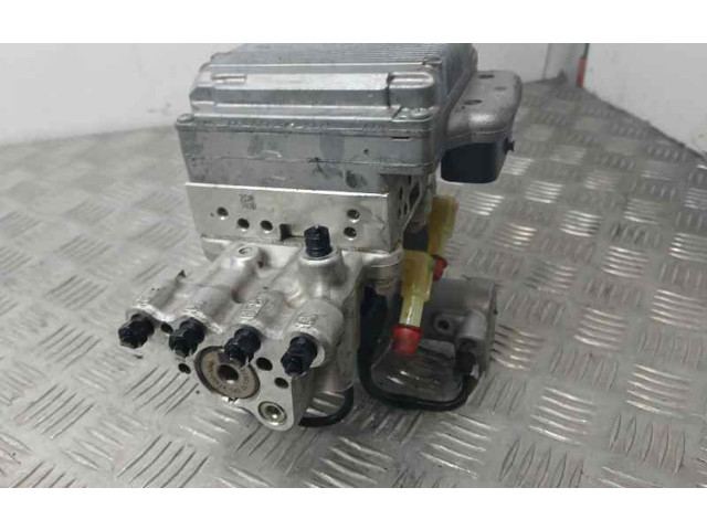 Jednotka ABS 4721042202, 02L031   Toyota RAV 4 (XA10) 2018