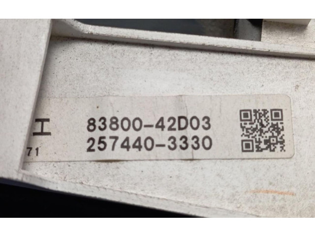 Přístrojová deska  Toyota RAV 4 (XA20) 2008 8380042D03  